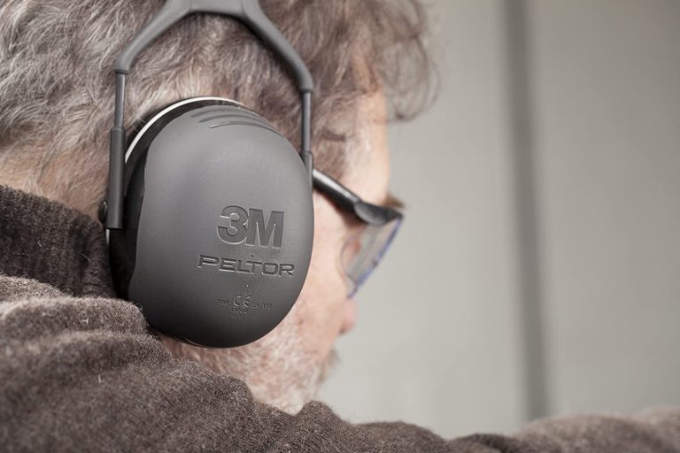 Casques Antibruit pour Tronçonneuse : Avis et Comparatif des 5 Meilleurs