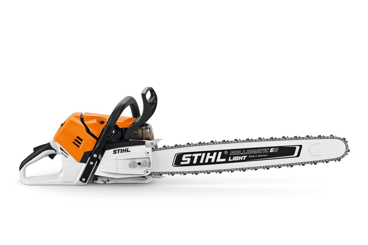 Stihl MS 500i en abattage dans une grume de gros diamètre