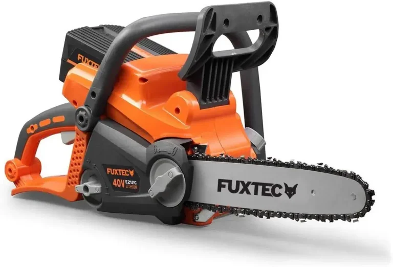 Fuxtec E212C : avis et test de cette tronçonneuse à batterie 40 V compacte