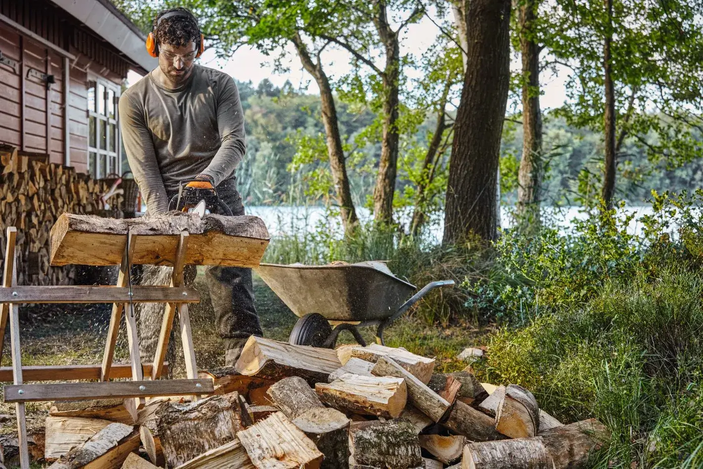 Détail du carter et du lanceur ErgoStart de la Stihl MS 162 C-BE