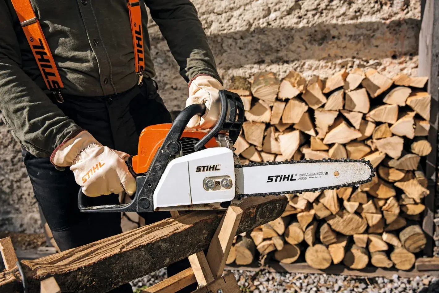 Molette du tendeur rapide et carter de la Stihl MSE 170 C-B